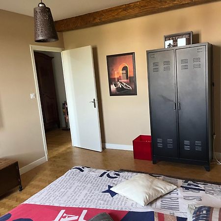 Les Chambres Du Golf Espalais Exteriör bild